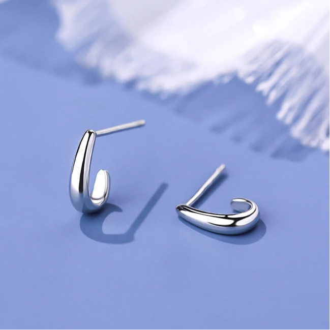 Hook-shaped sterling silver earrings