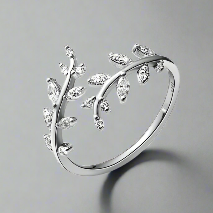 Leaf-shaped sterling silver ring