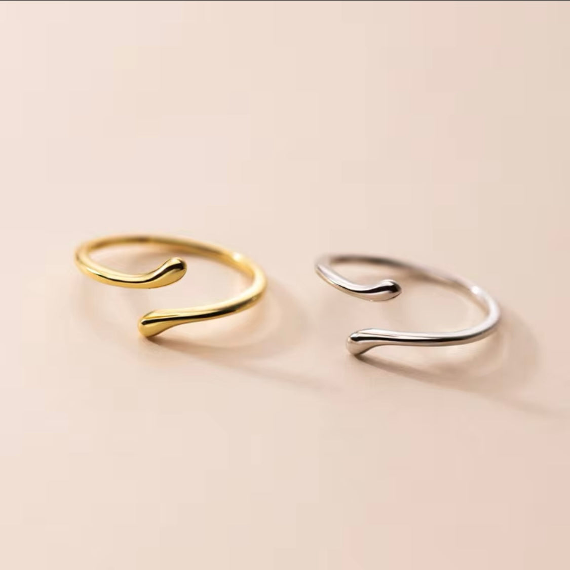 Extra thin wave-shaped sterling silver ring