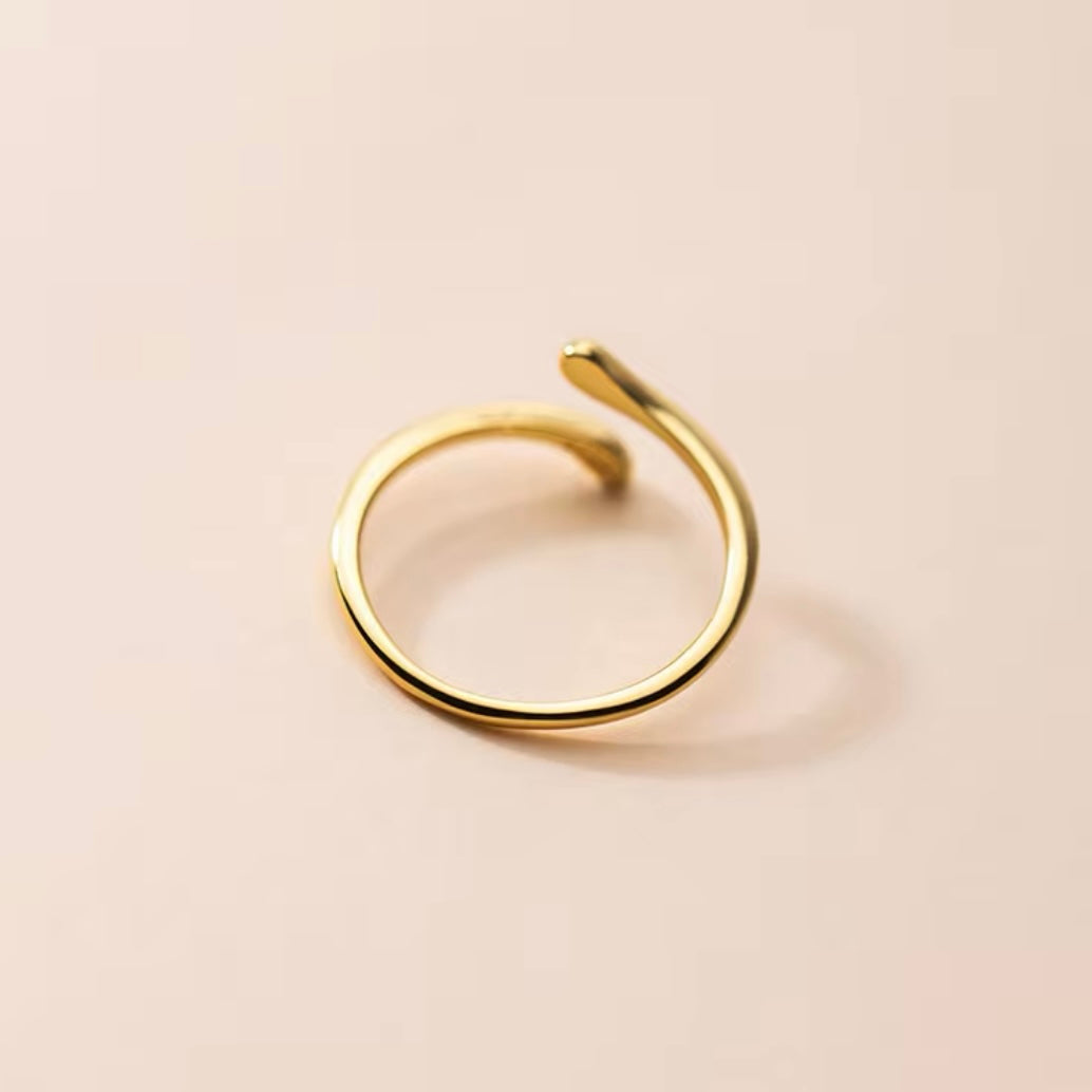 Extra thin wave-shaped sterling silver ring