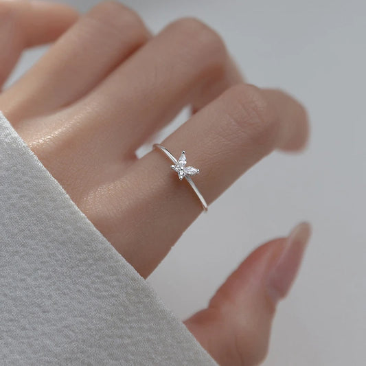 Pillangó formájú állítható méretű ezüst gyűrű